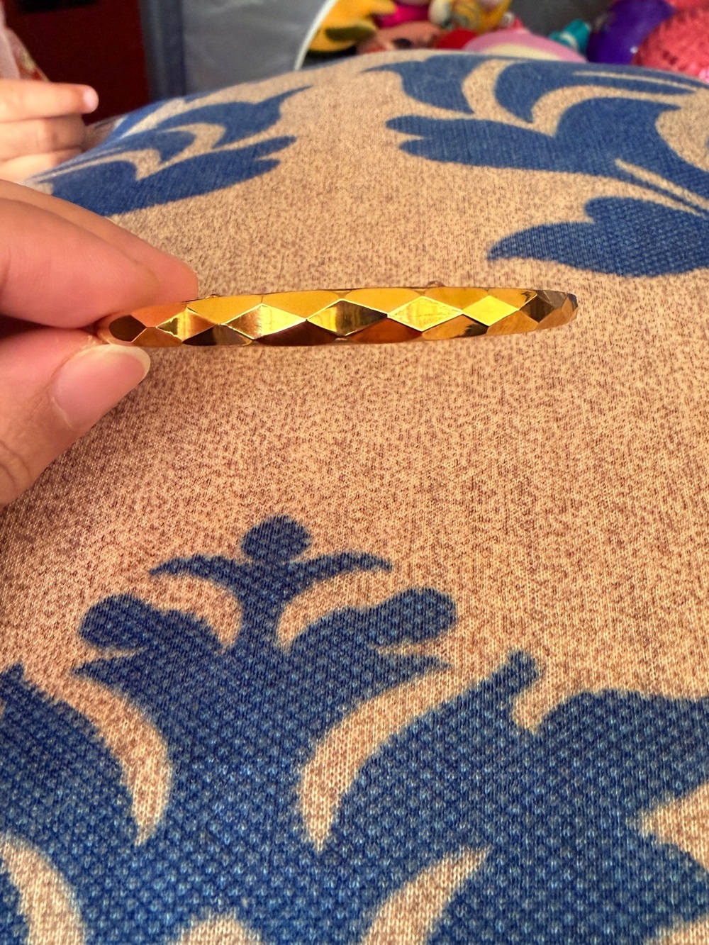Vintage Gold Faceted Bangle Bracelet - Classic Women's Accessory